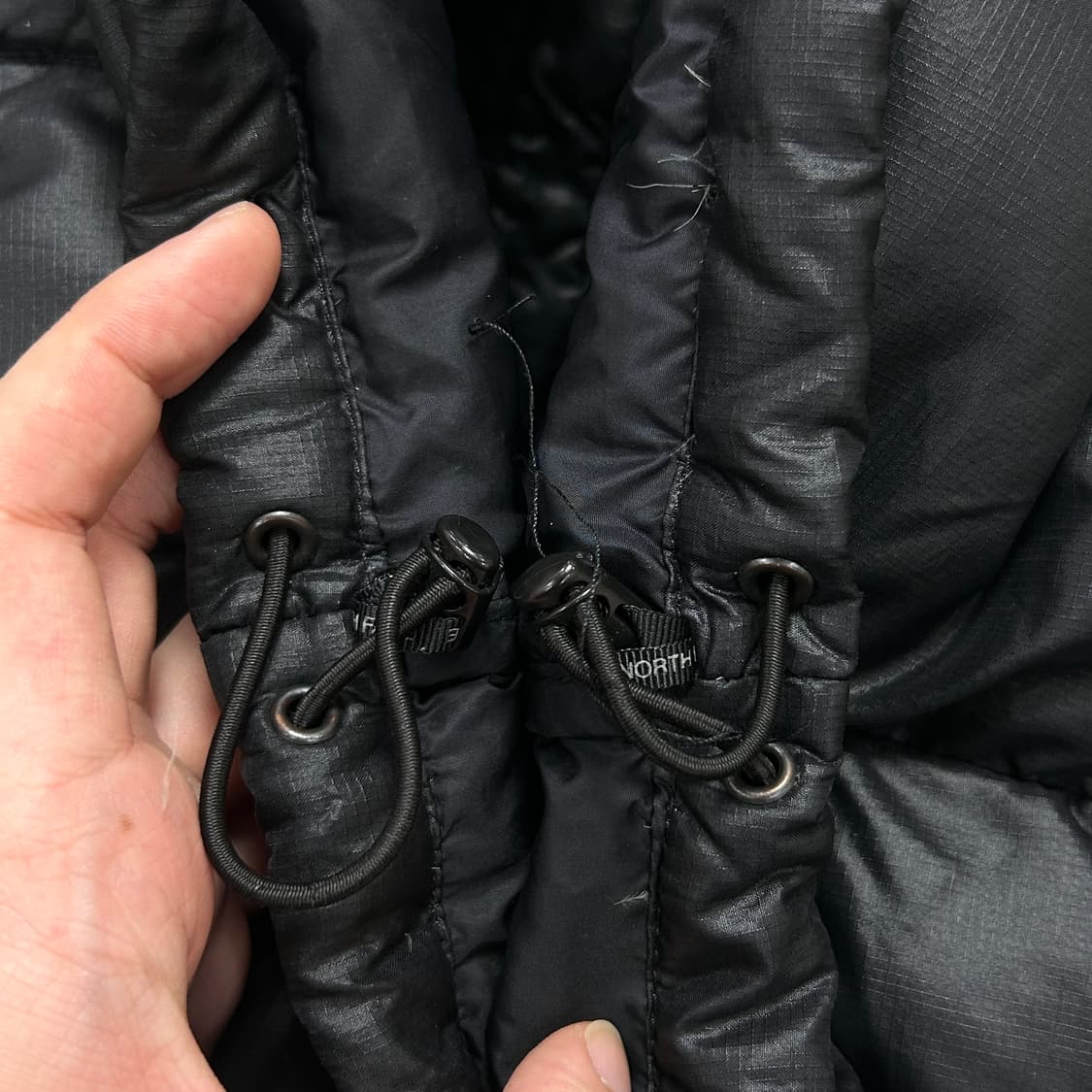 노스페이스 블랙 눕시 700 패딩(95) 상품이미지7