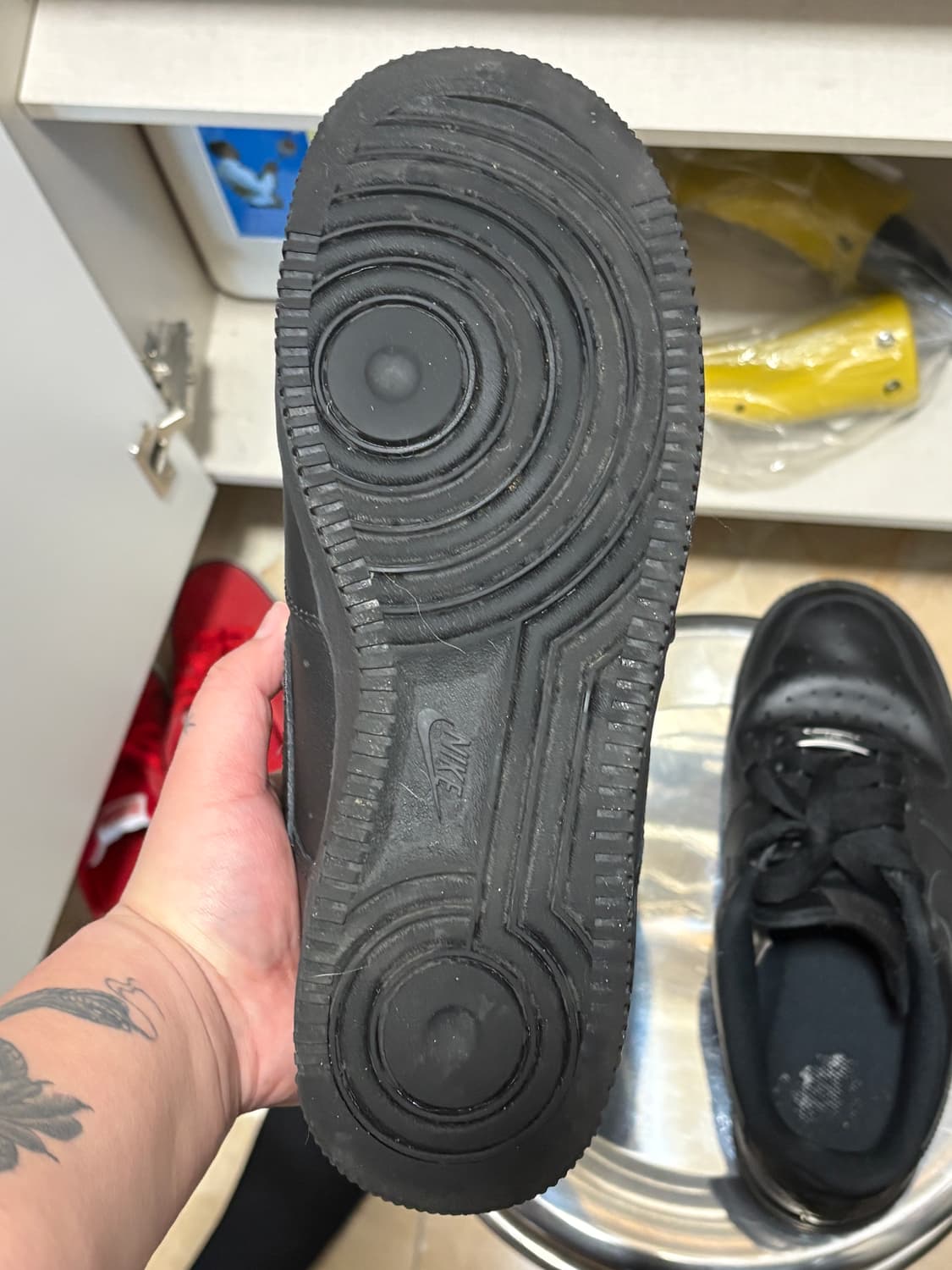 나이키 에어 포스 1 블랙 255 상품이미지3