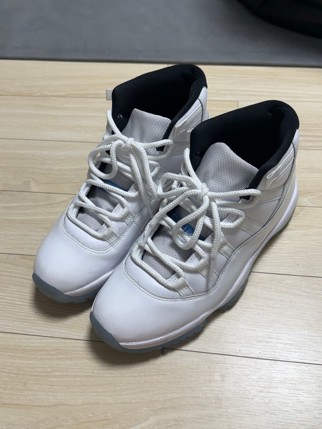 조던11 레트로 레전드 블루 2024 상품이미지1