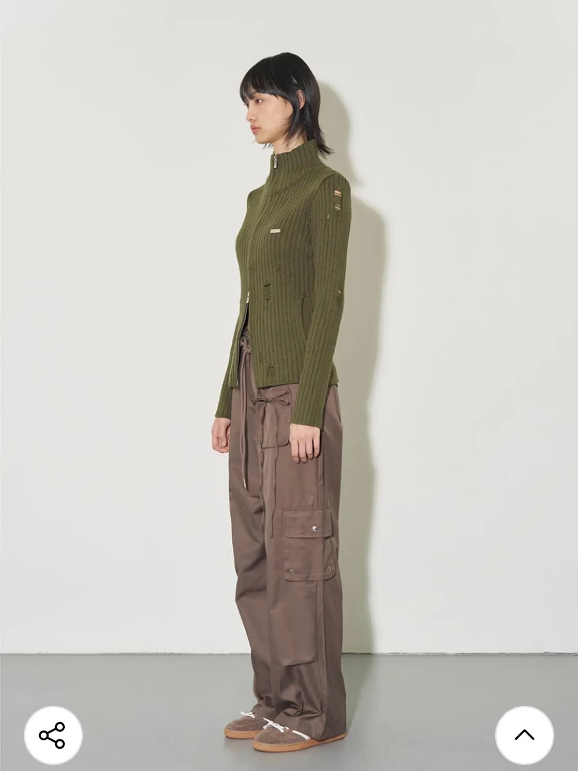 일리고 펀칭 데미지 니트집업 상품이미지3