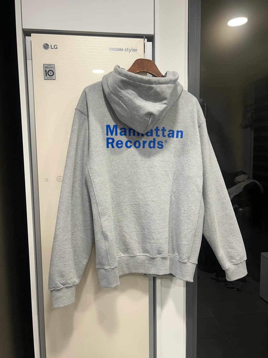 맨하탄 레코즈 후드집업 상품이미지1