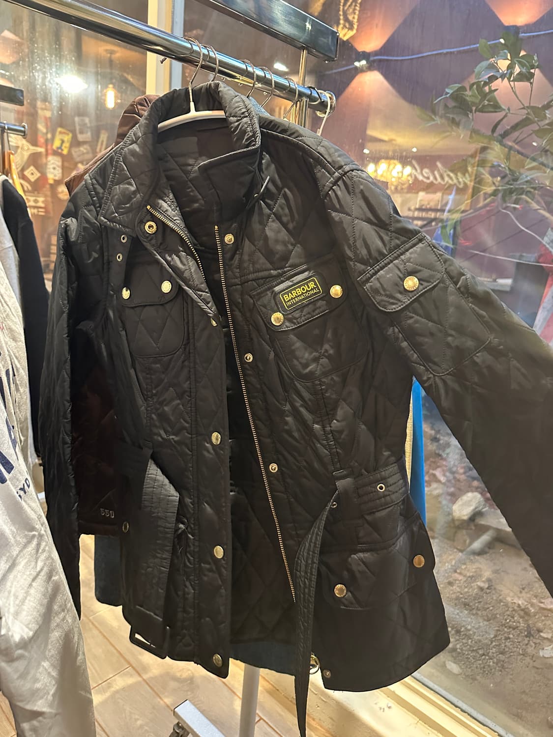 바버 인터내셔널 블랙 퀼팅 자켓 UK8 상품이미지1