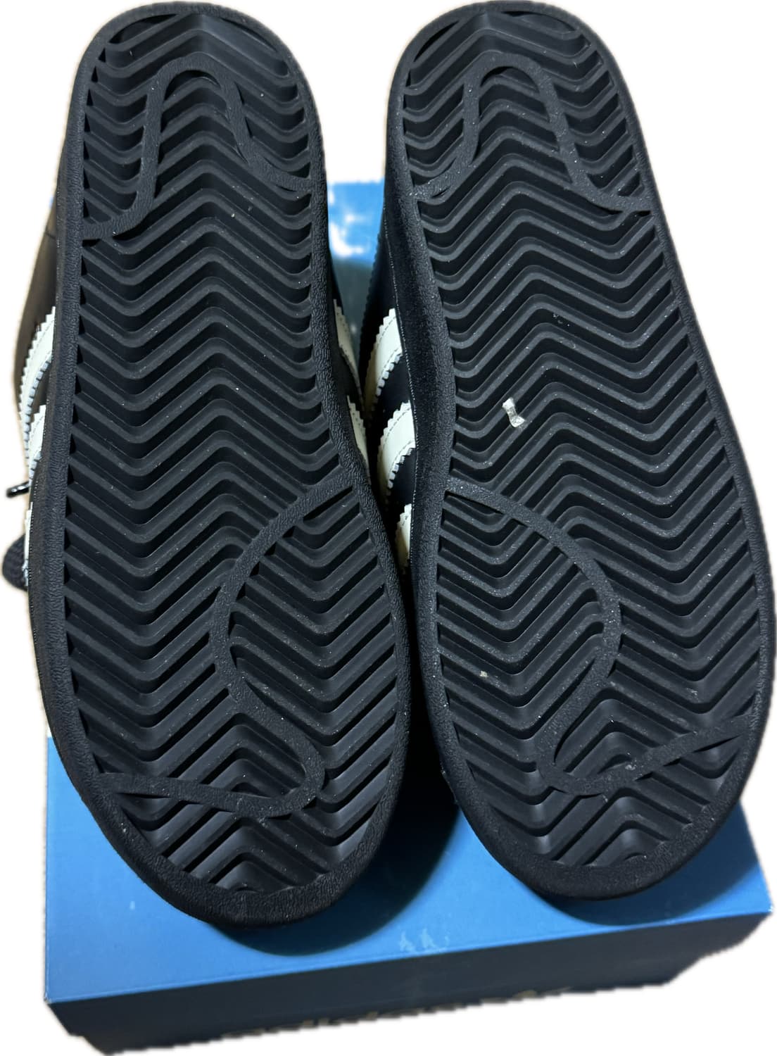 퍼렐 아디다스 버지니아 슈퍼스타 92 상품이미지4