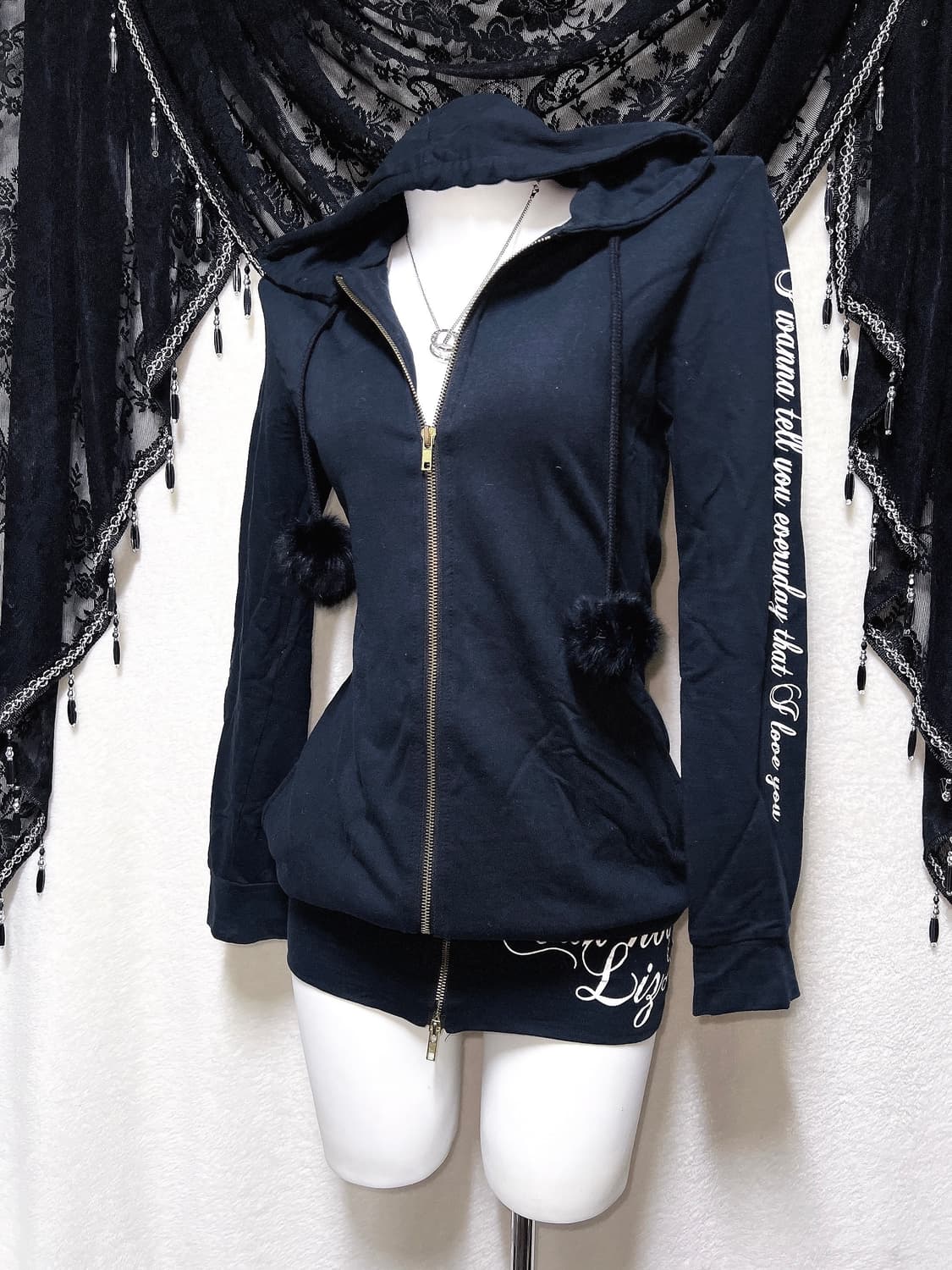 리즈리사돌 오네갸루 고스펑크 레터링 후드집업 폼폼 원피스 y2k 키치 상품이미지1