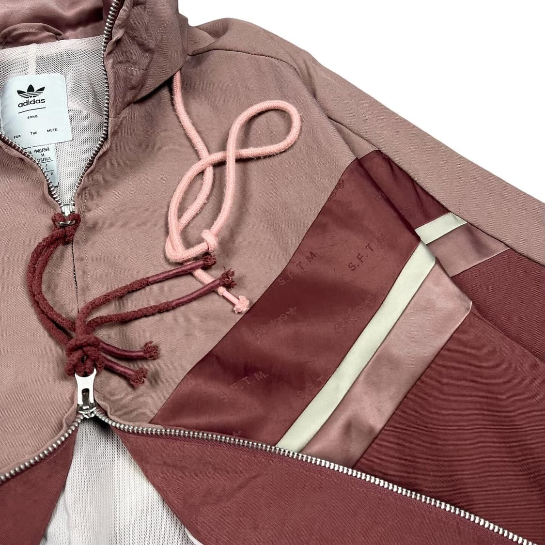 아디다스 x 송 포더 뮤트 패치로고 바람막이 상품이미지2