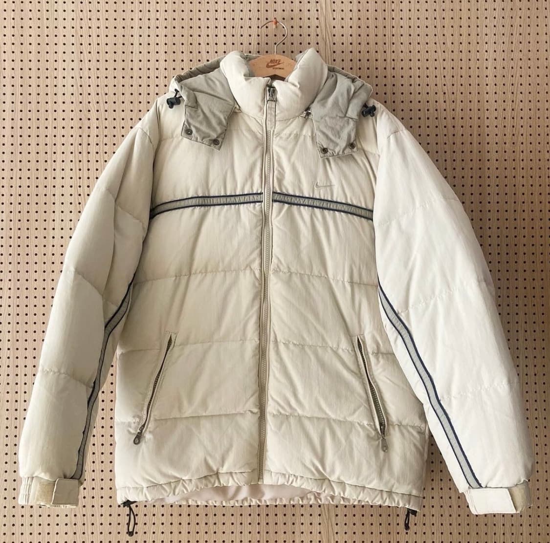 2000‘s 나이키 스우시 라이닝 푸퍼패딩 상품이미지1