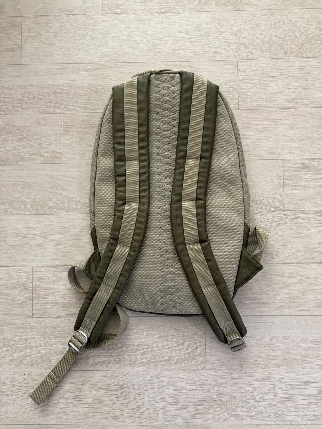 미스치프 아웃포스트 팩 라이트 카키 상품이미지2