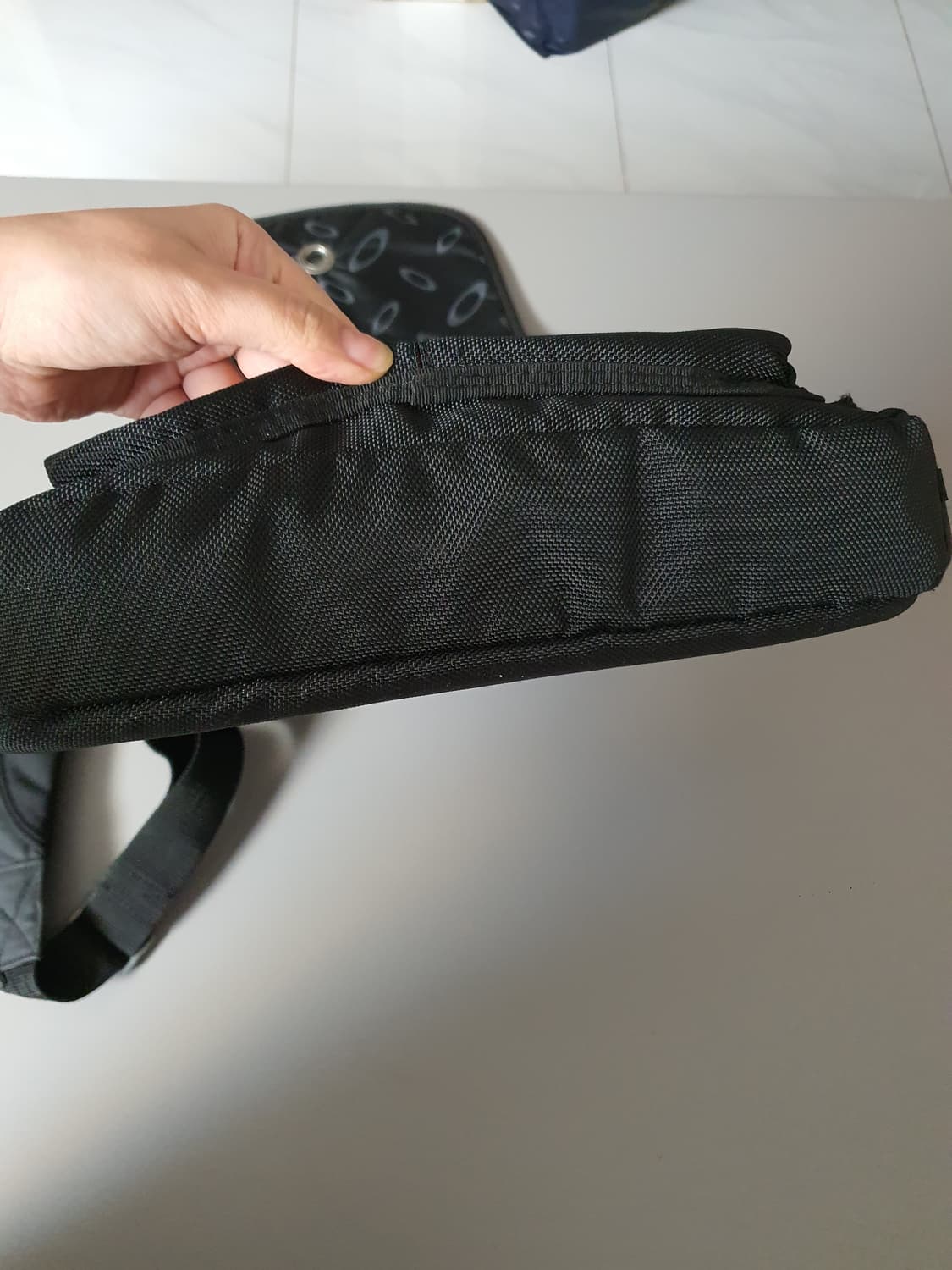 오클리 메신저백 상품이미지5