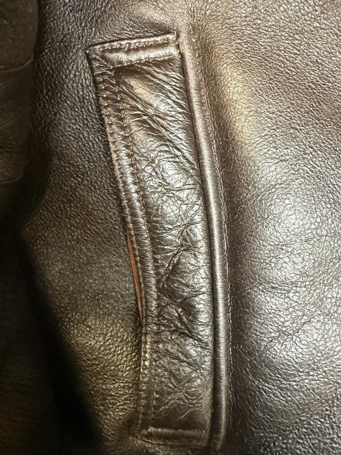 콕핏(cockpit)usa 톰하디무스탕 z2019w 50사이즈 판매합니다 상품이미지8