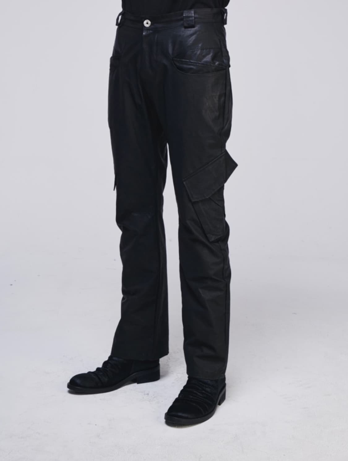 바로크 24FW 코팅 카고 팬츠 팝니다 상품이미지1