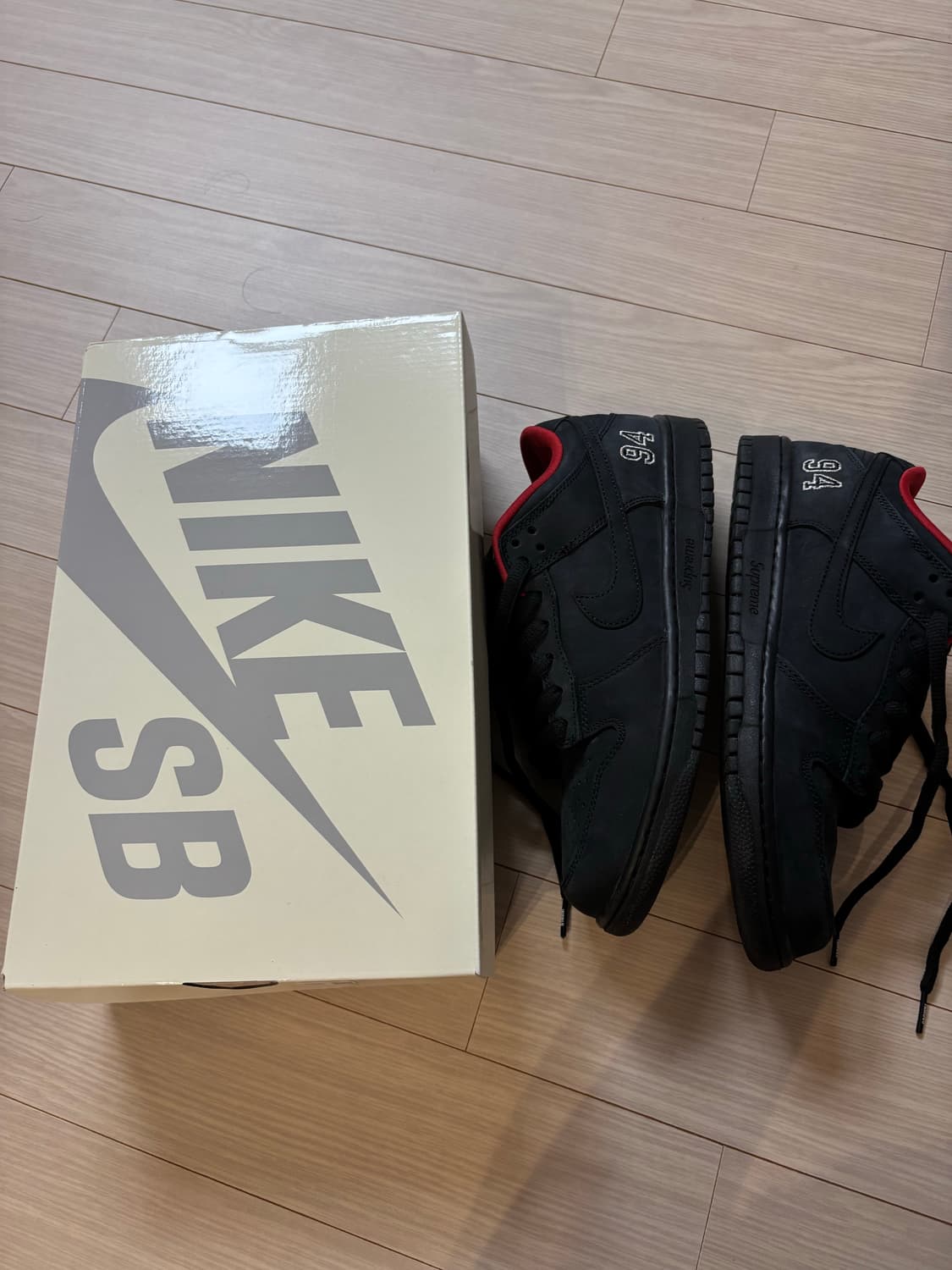 나이키 슈프림 SB 덩크 로우 블랙 270 상품이미지4