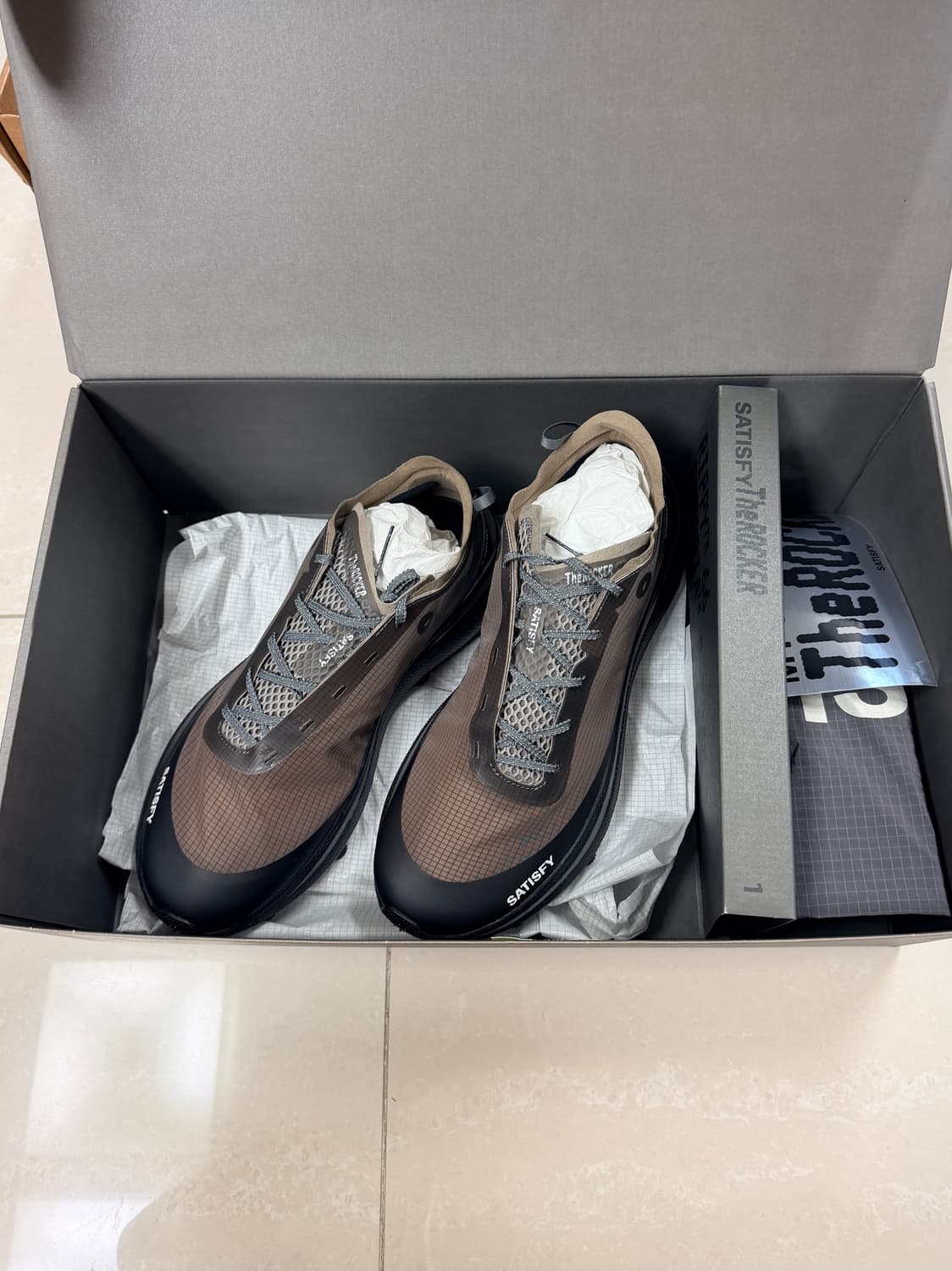 Satisfy 새티스파이 더라커 팔콘 280 상품이미지1