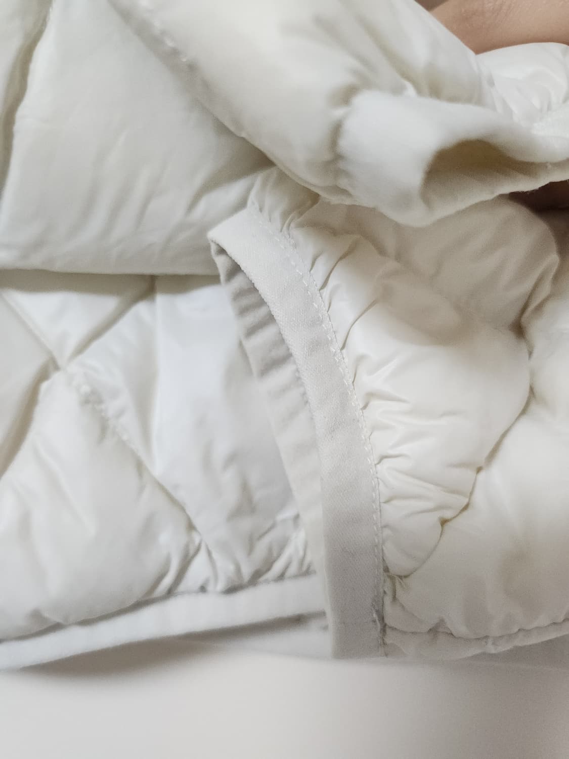 키르시 클라우드 크롭 다운 아이보리 패딩 상품이미지6