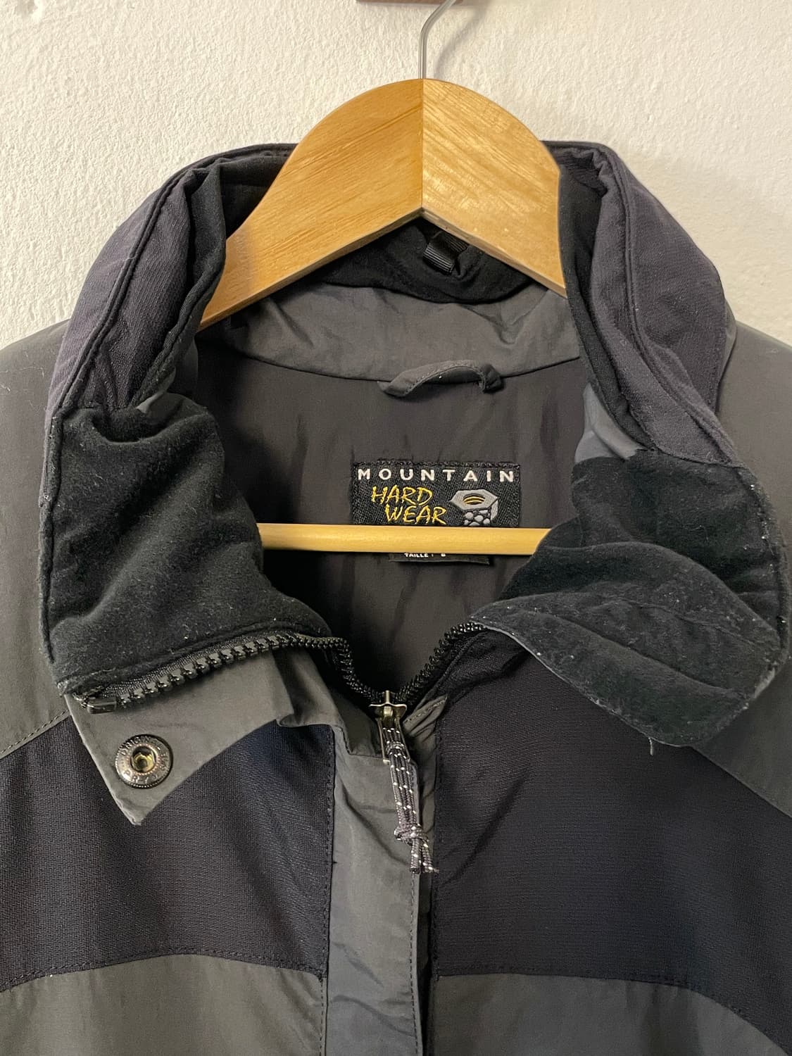 마운틴하드웨어 윈드브레이커  상품이미지5