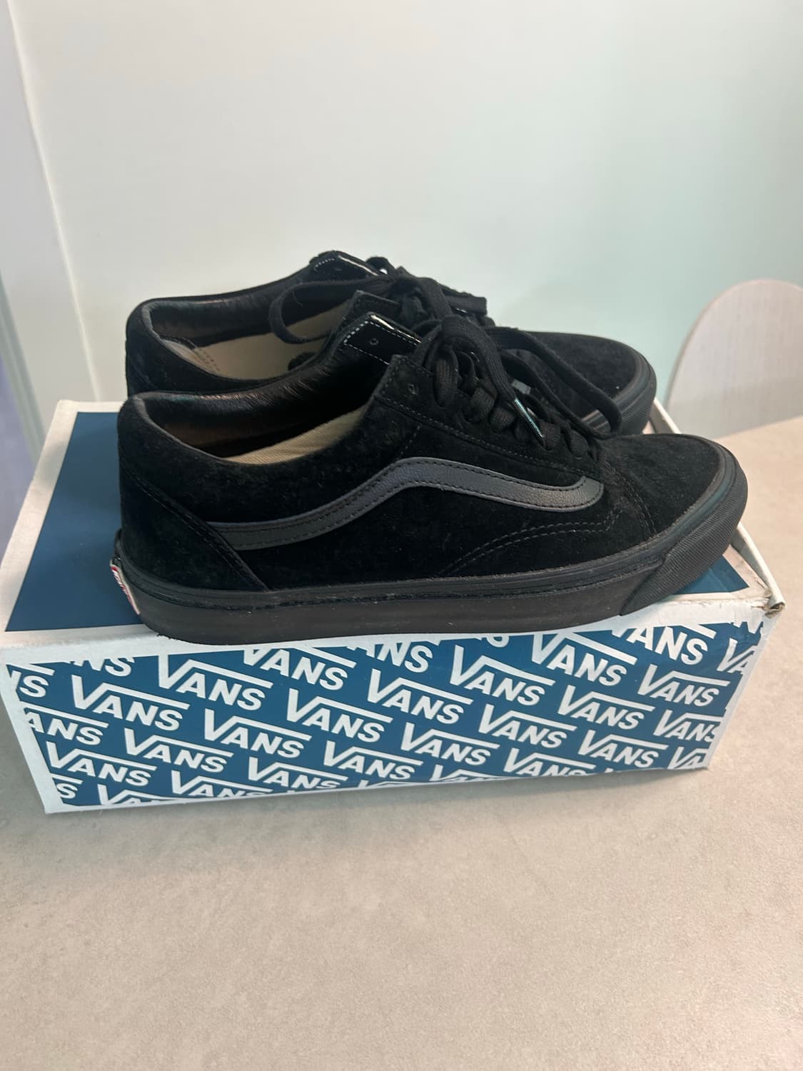 반스 볼트 올드스쿨 스웨이드 올블랙 270 상품이미지1