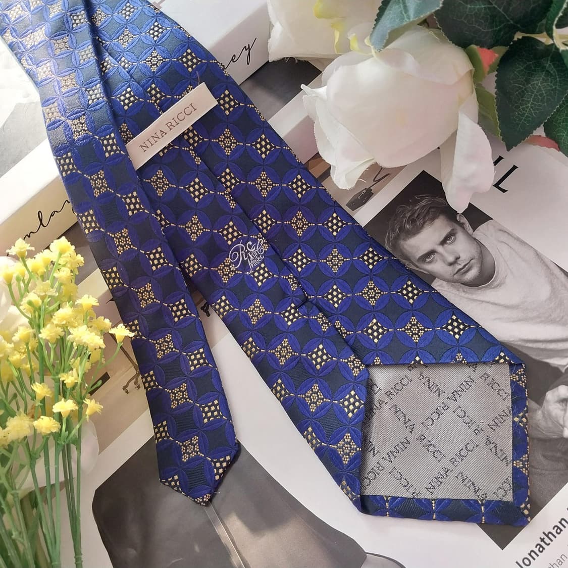 니나리치 실크 네이비 기하 패턴 넥타이 9.3cm A+등급 K1340
 상품이미지6