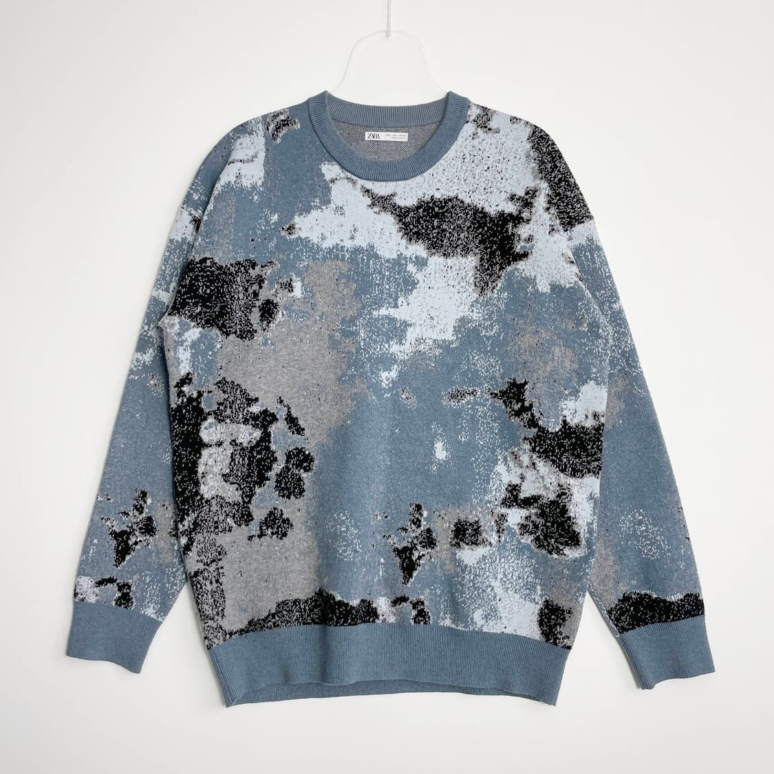 C2 자라(Zara) 앱스트랙트 자카드 스웨터 L사이즈 상품이미지1