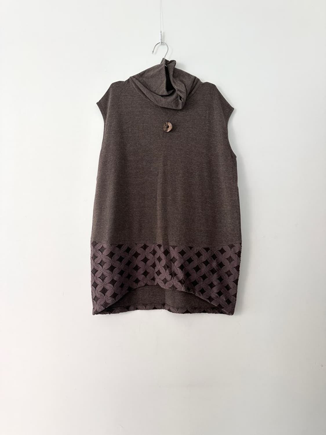 Ruin necklace pattern knit & ops / brown 상품이미지1