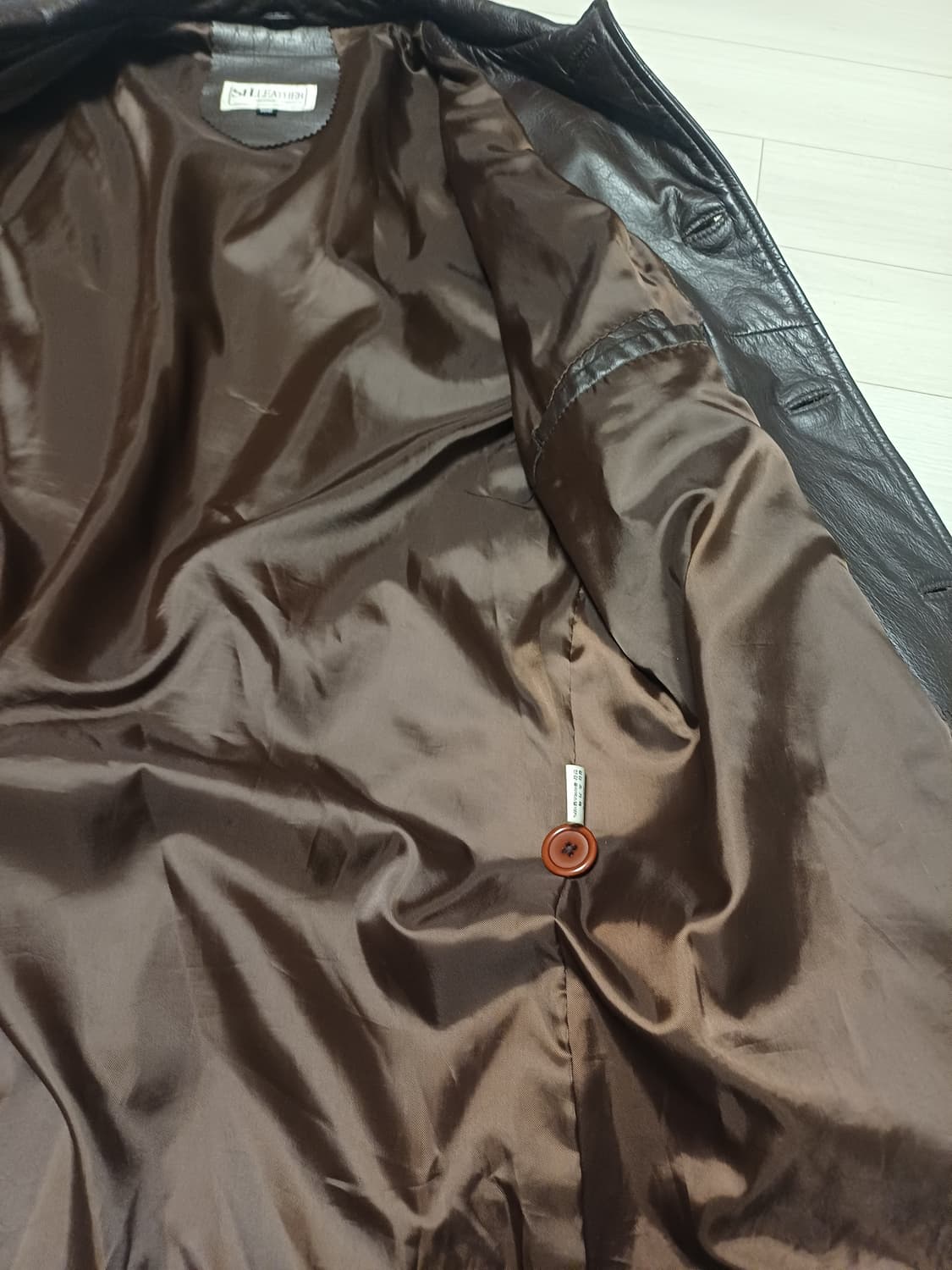 [VINTAGE] SH.LEATHER 리얼 카우하이드 4버튼 하프 코트 상품이미지7