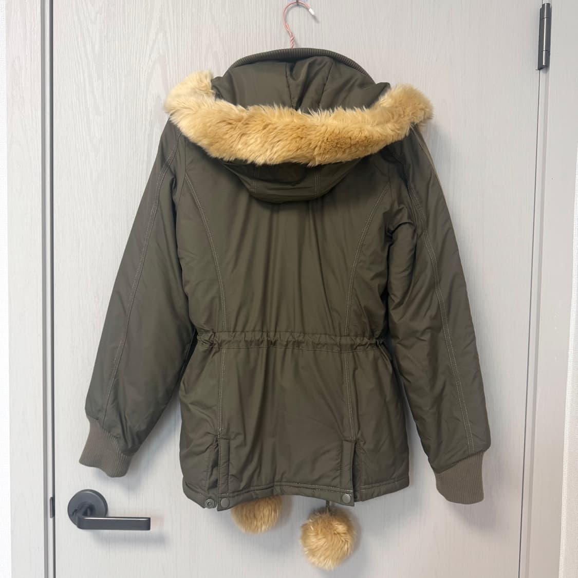 (32) 아디다스 y2k 폼폼 퍼 후드 자켓 상품이미지5