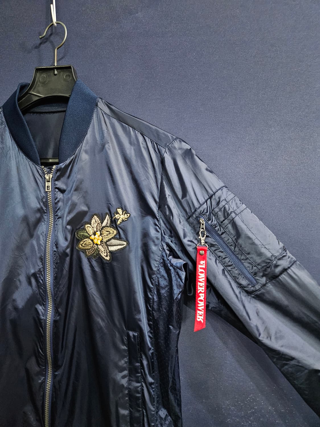 코오롱스포츠 유광 네이비 남성 100 바람막이 항공점퍼  상품이미지4