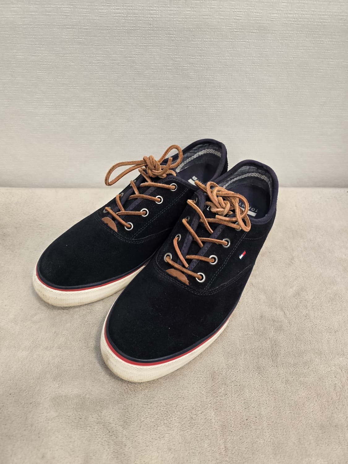 타미힐피거 남성 스웨이드 스니커즈 네이비 265 상품이미지1