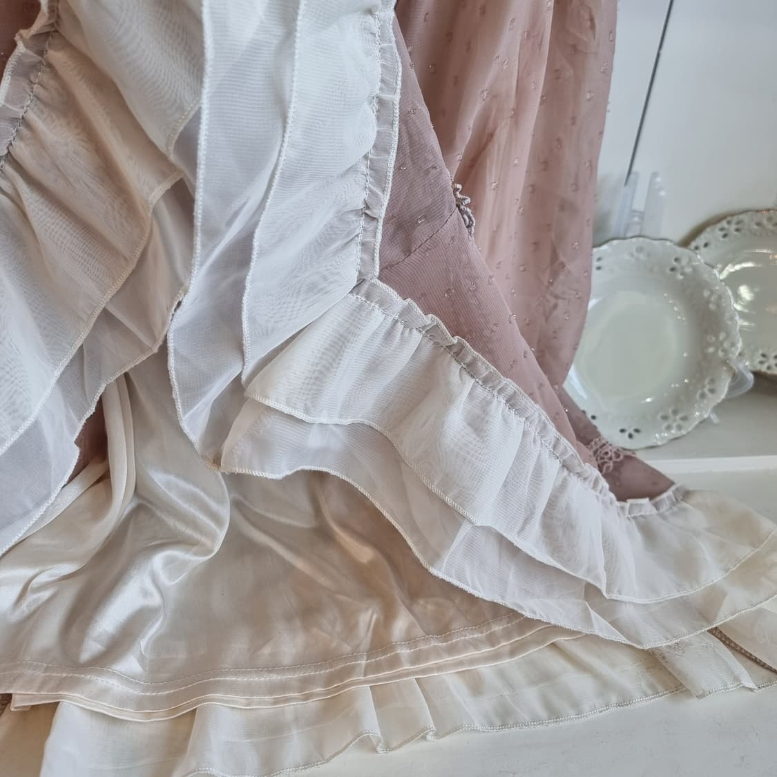 axes femme(액시즈팜) 핑크베이지 레이스 빈티지 원피스 상품이미지4