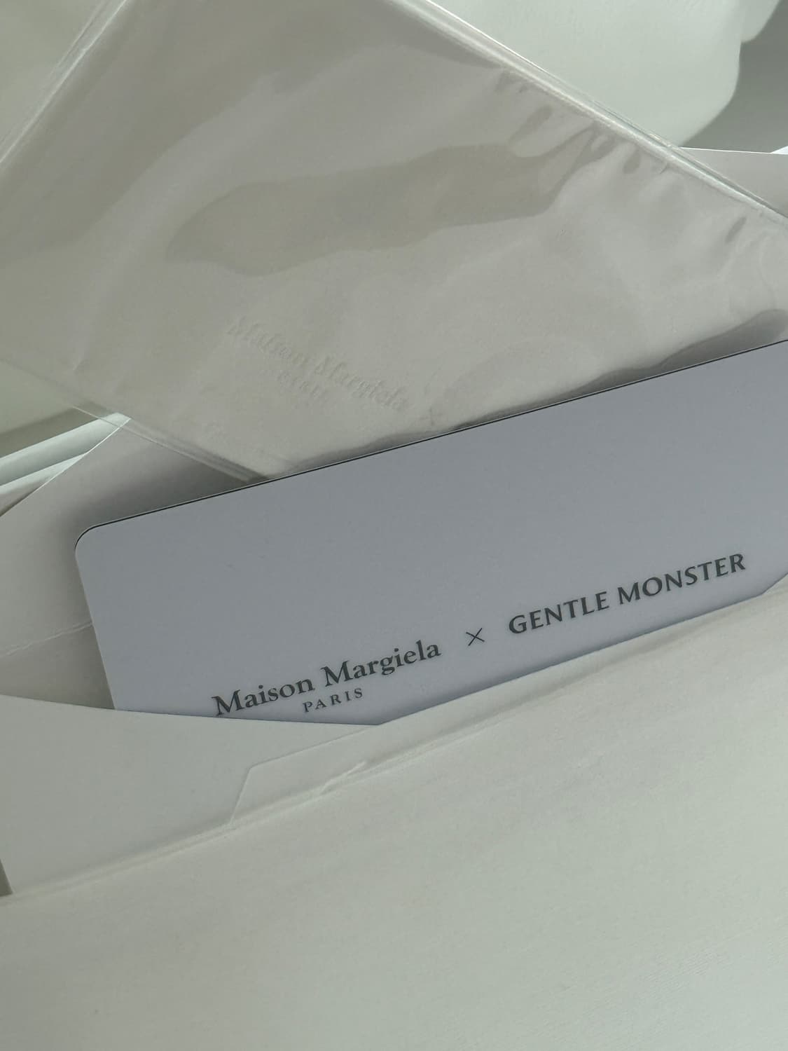 젠틀몬스터 마르지엘라 MM108 블랙블랙 상품이미지9