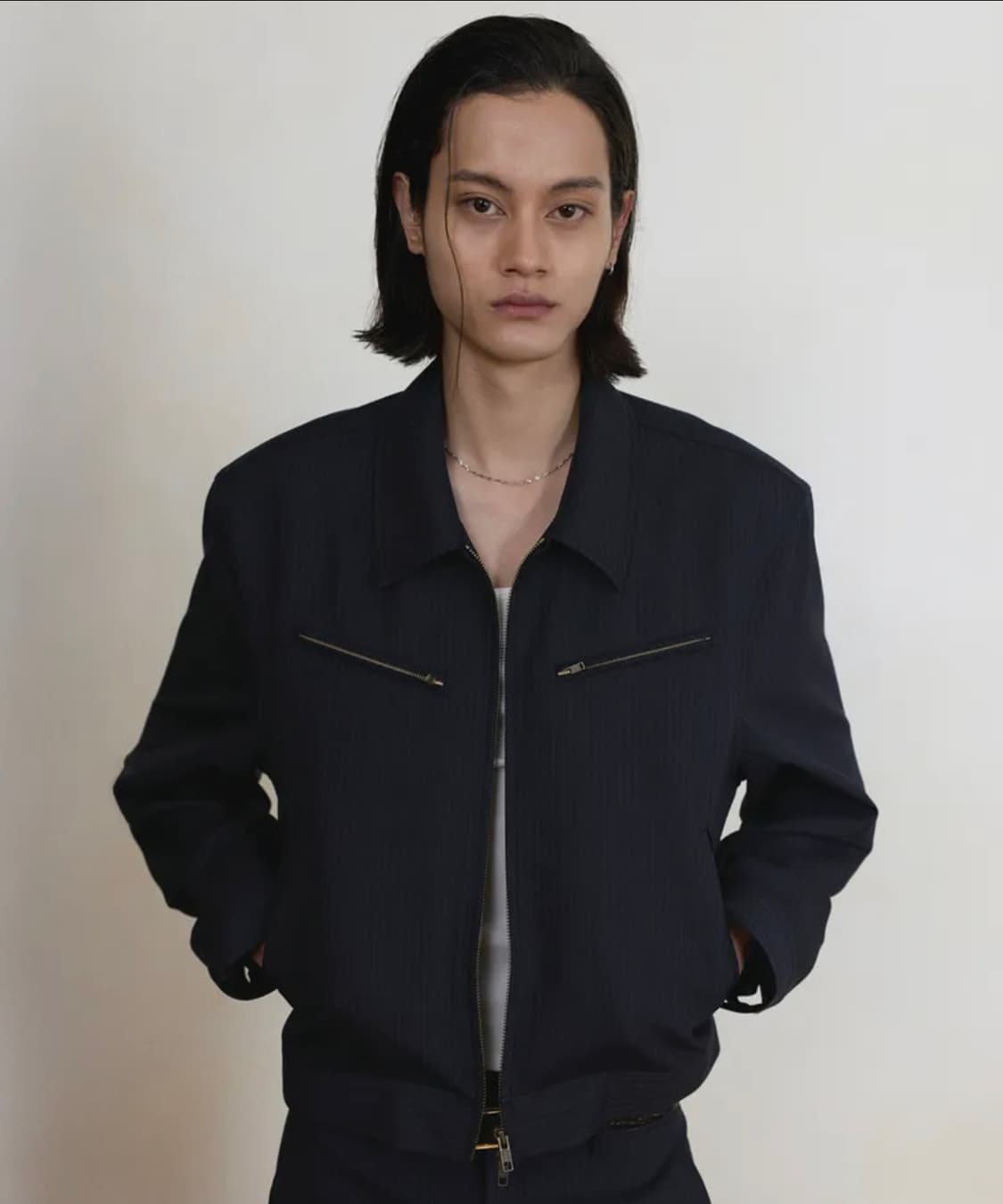 [48-새상품] 엘무드 리겔 울 실크 블렌드 스트라이프 자켓 다크 네이비 상품이미지1