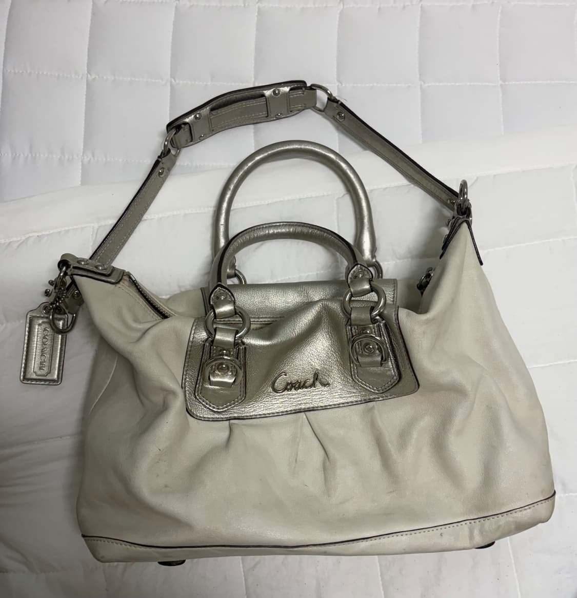 코치 토트숄더백 상품이미지1