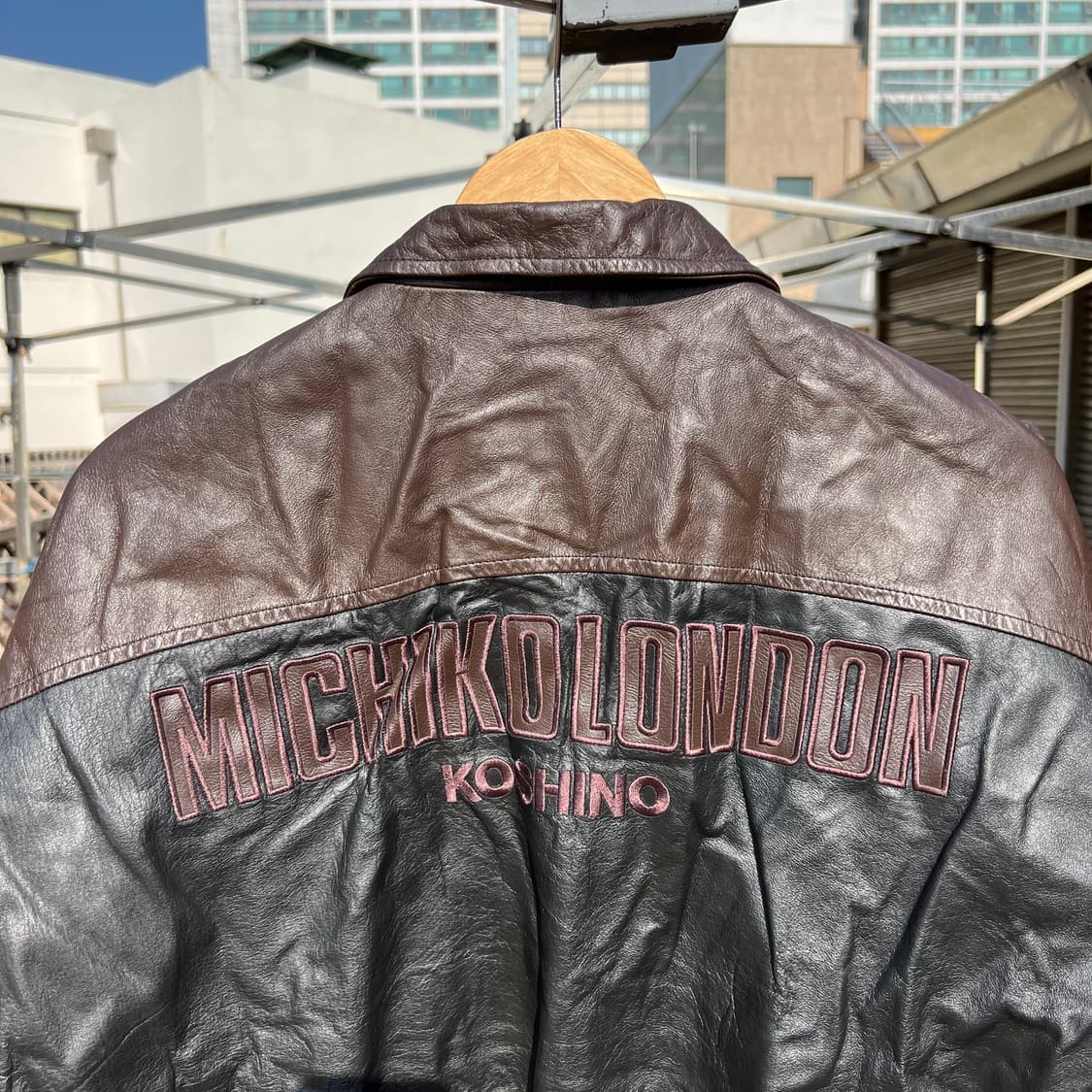 90‘s 미치코 코시노 런던 레더 바시티 자켓 상품이미지6