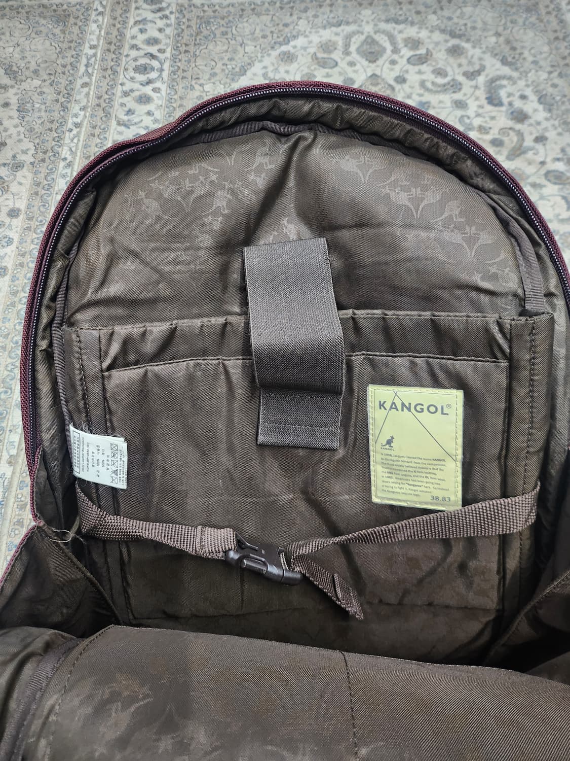 캉골 데일리 레더 메쉬 버건디 1093 노트북 수납 백팩 상품이미지3