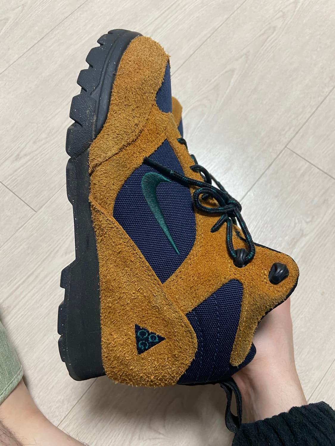 나이키 ACG 토레 미드 트레킹화 상품이미지5