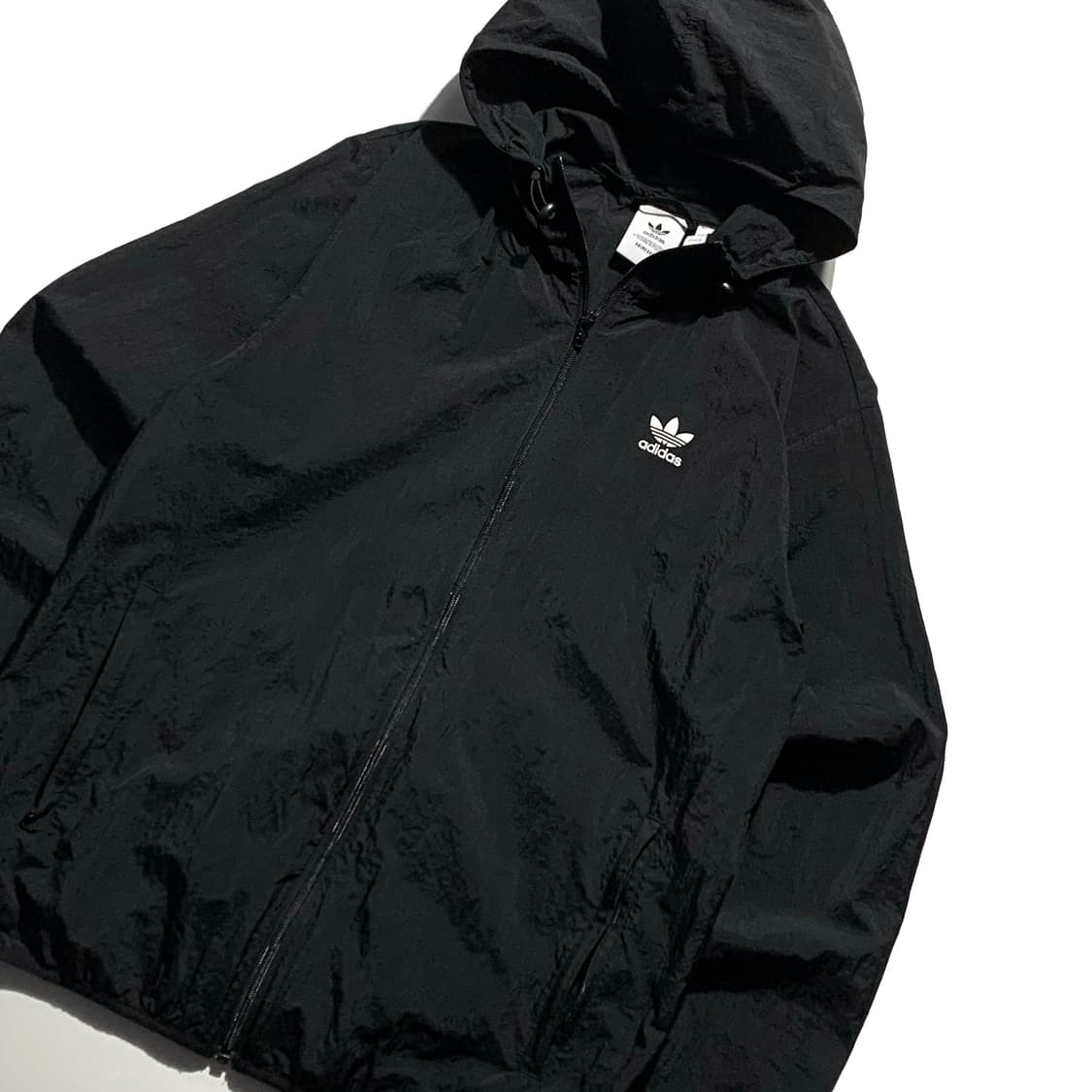 아디다스 경량 후드 바람막이   상품이미지2