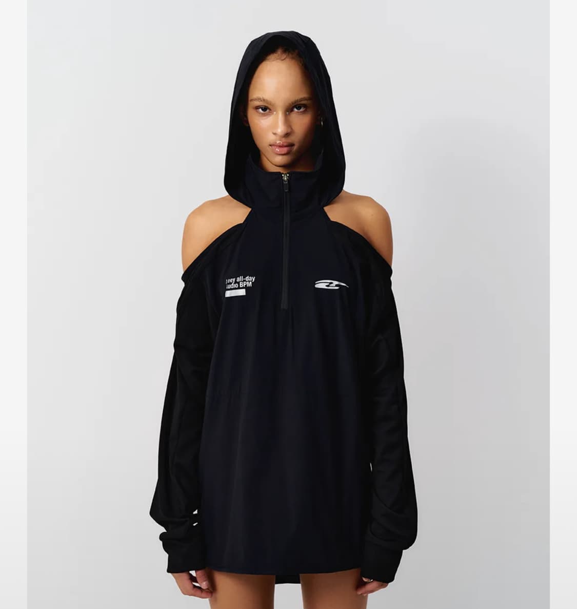 Yeel SPORTY OPEN SHOULDER HOODED BLACK 상품이미지1