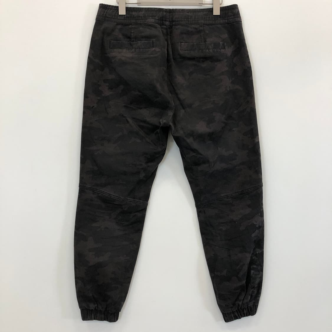 NBA Spurs 카모 밴딩조거팬츠 32 인치 상품이미지3