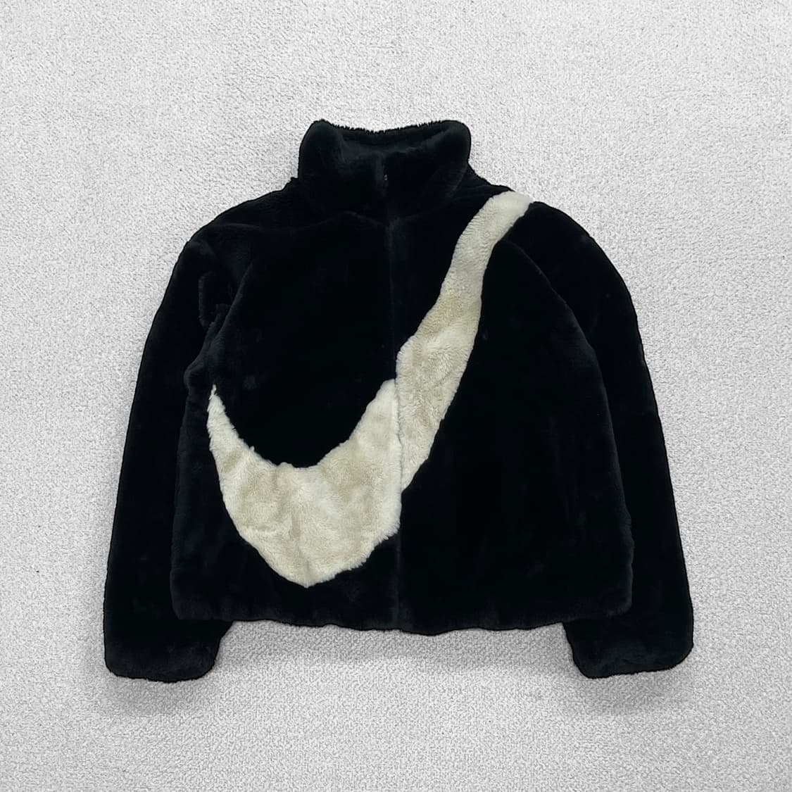 나이키 우먼스 빅 스우시 퍼 후리스 자켓 상품이미지1