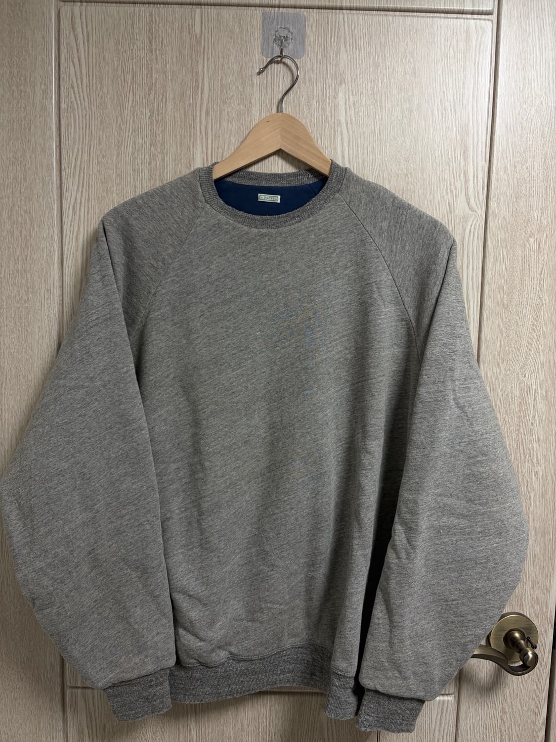 아프레쎄 26SS 빈티지 라이트 웨이트 리버시블 스웨트셔츠 그레이 네이비 상품이미지2