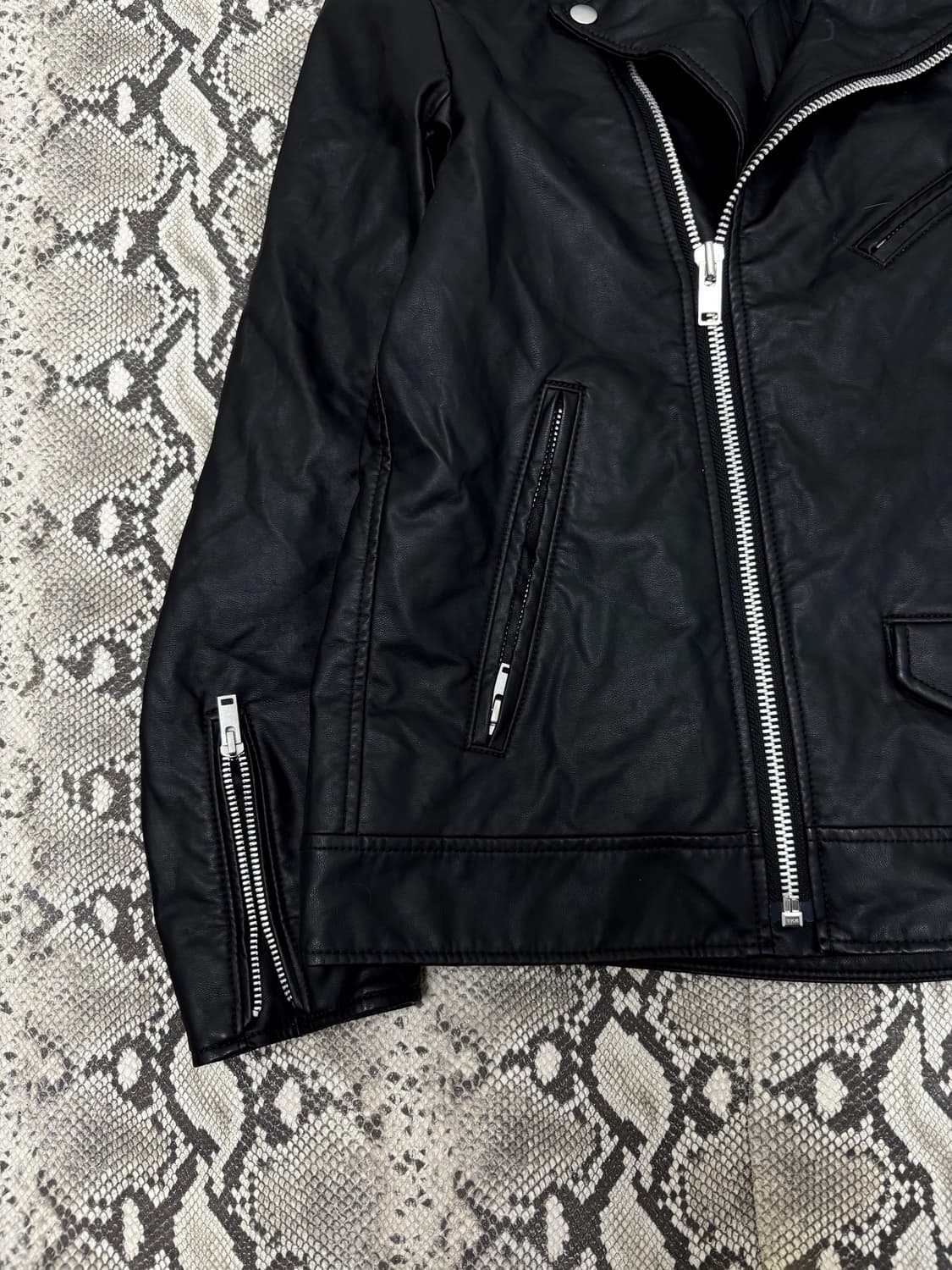 “Vintage” Chic Mood Side Zipper padded L 상품이미지2