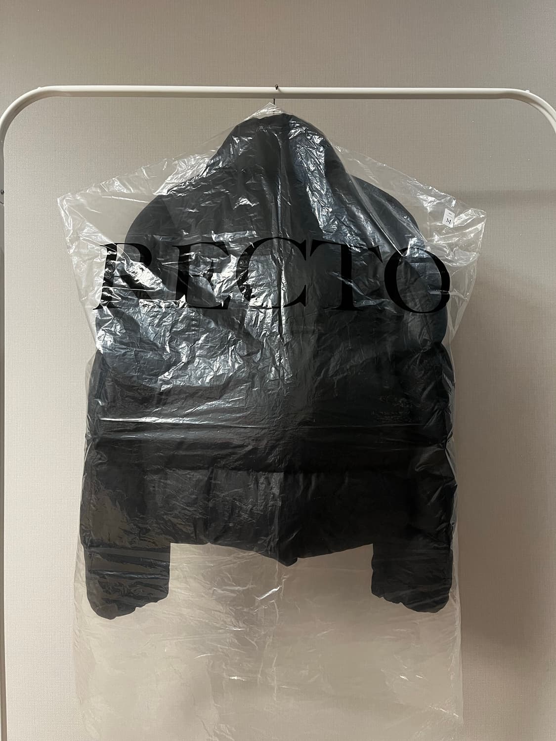 렉토 샤이닝 퀼티드 구스다운 패딩 상품이미지3