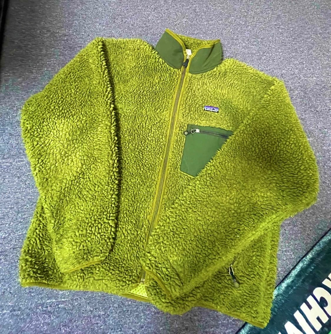 [L] 파타고니아 빈티지 딥파일 모스그린 상품이미지2