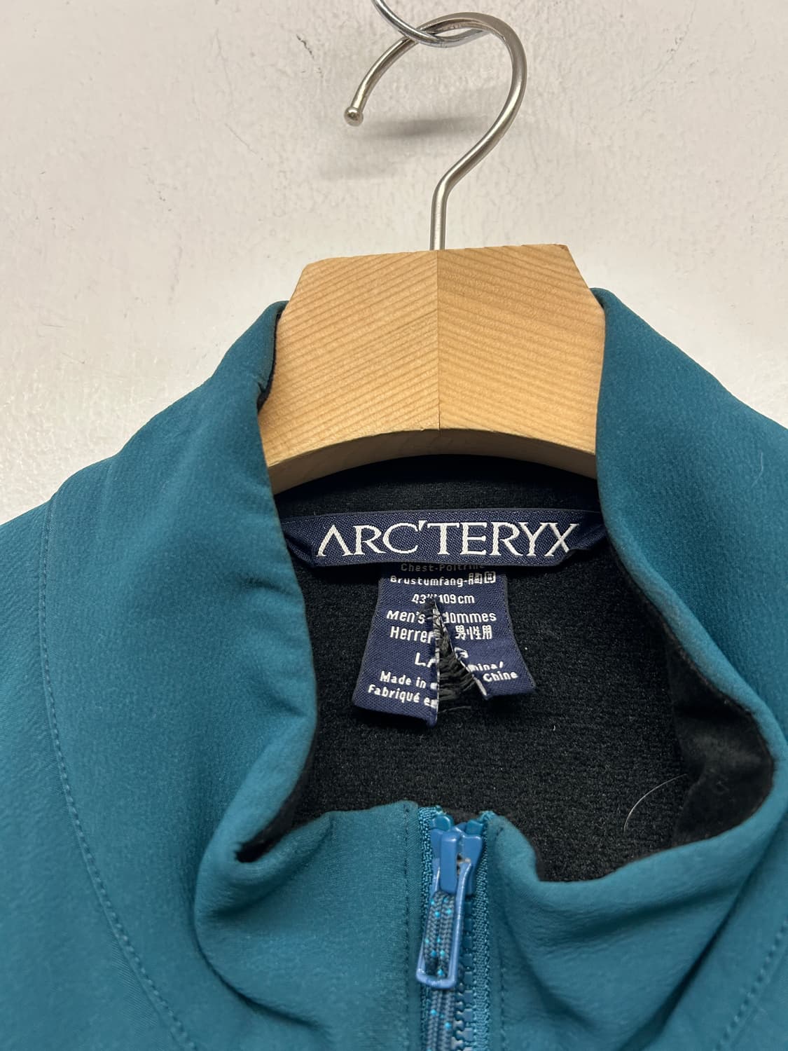 아크테릭스 소프트쉘 자켓 상품이미지3