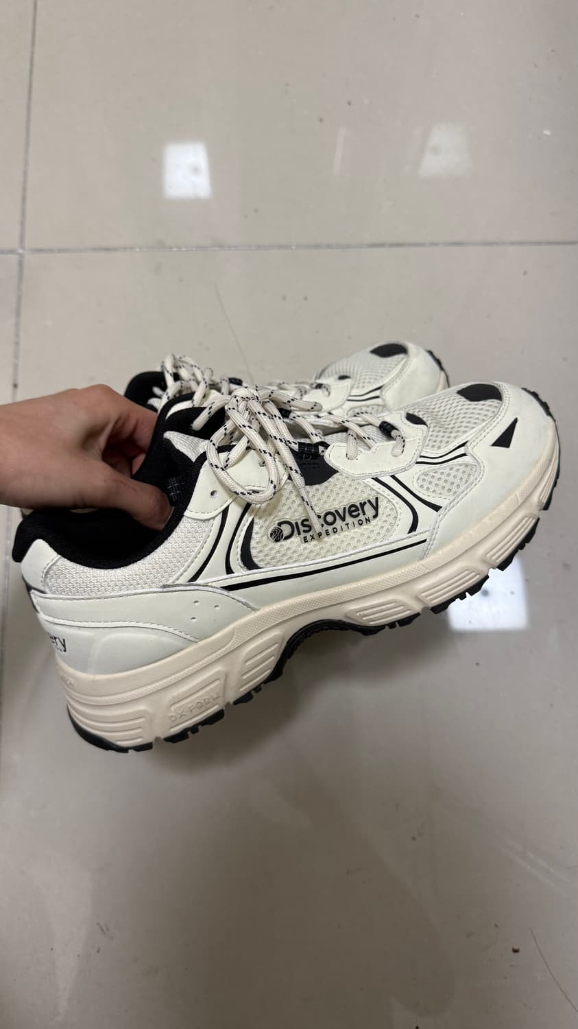 디스커버리 운동화 상품이미지2