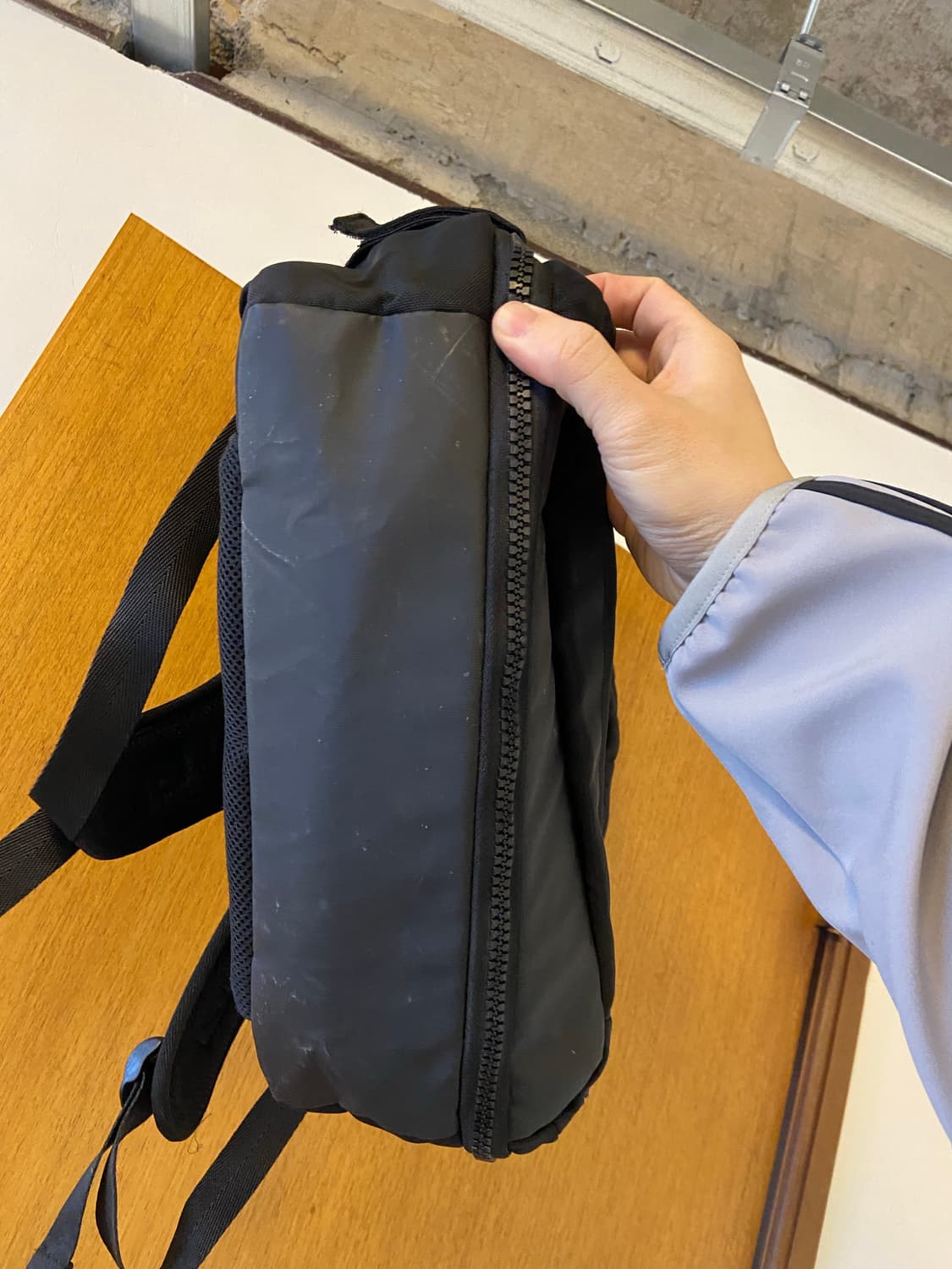 뉴발란스 검정 백팩 가방 상품이미지3