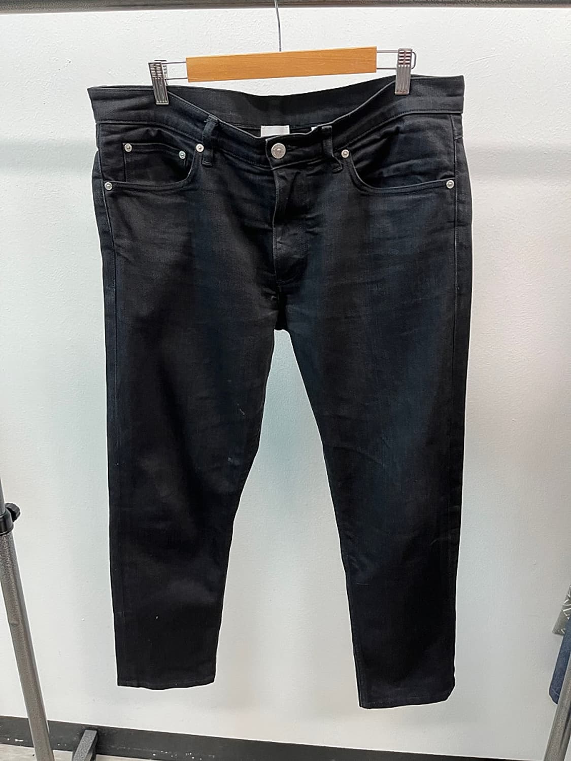 37) 버버리 신형 스판 블랙진  상품이미지2