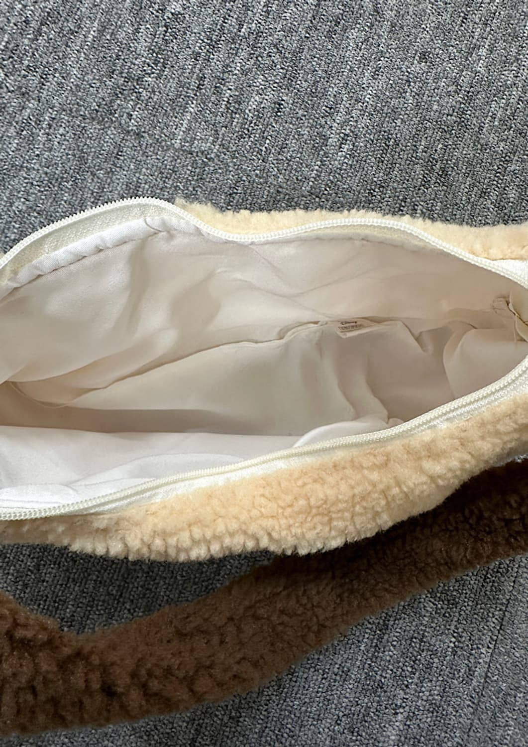 디즈니 칩앤데일 숄더백  상품이미지3