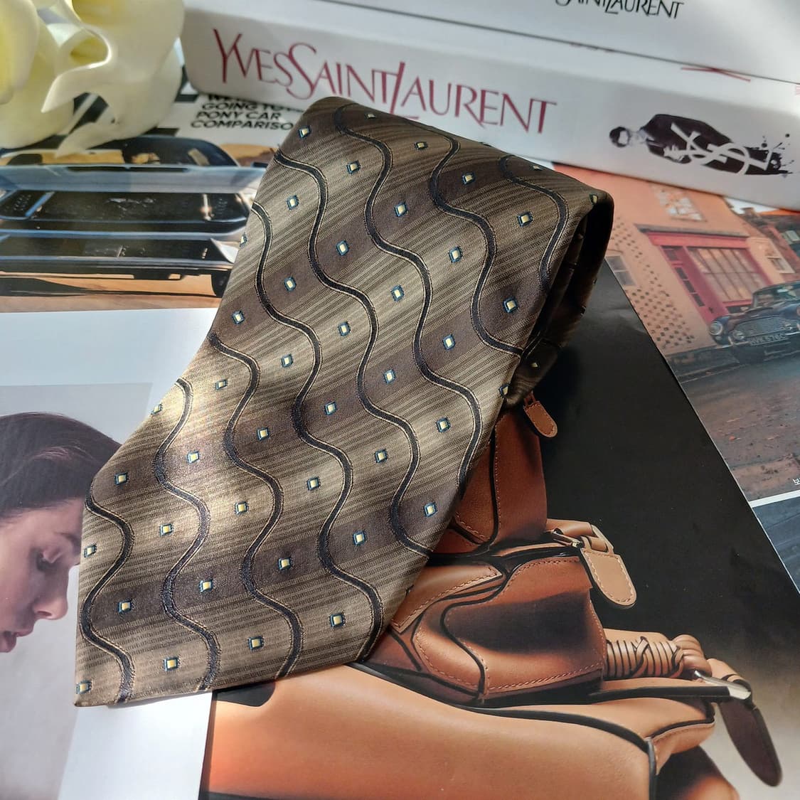 입생로랑 실크 브라운 웨이브 패턴 넥타이 9.6cm A+등급 A18966 상품이미지2