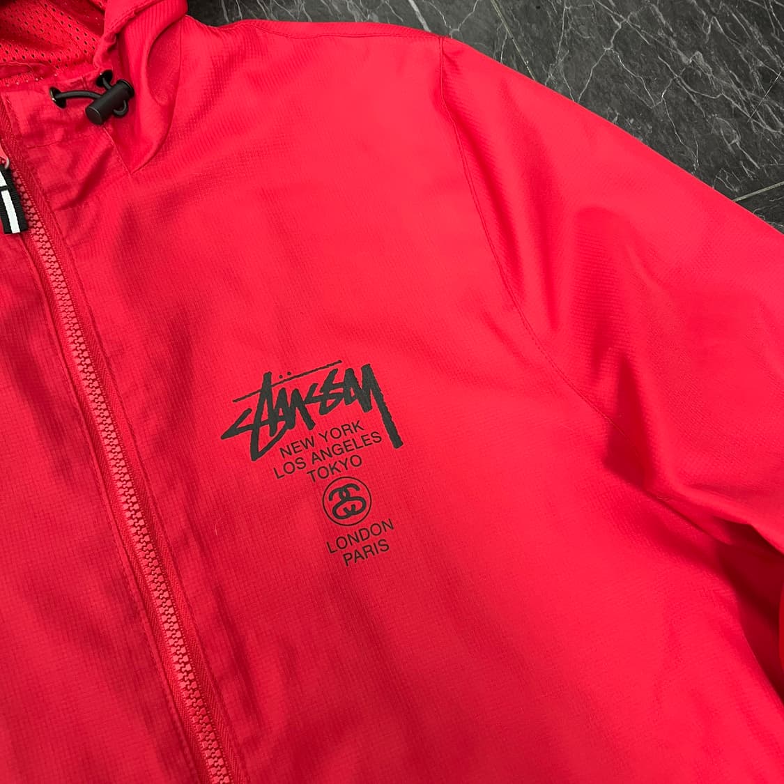 스투시 월드투어 후드 바람막이 자켓 레드 상품이미지4