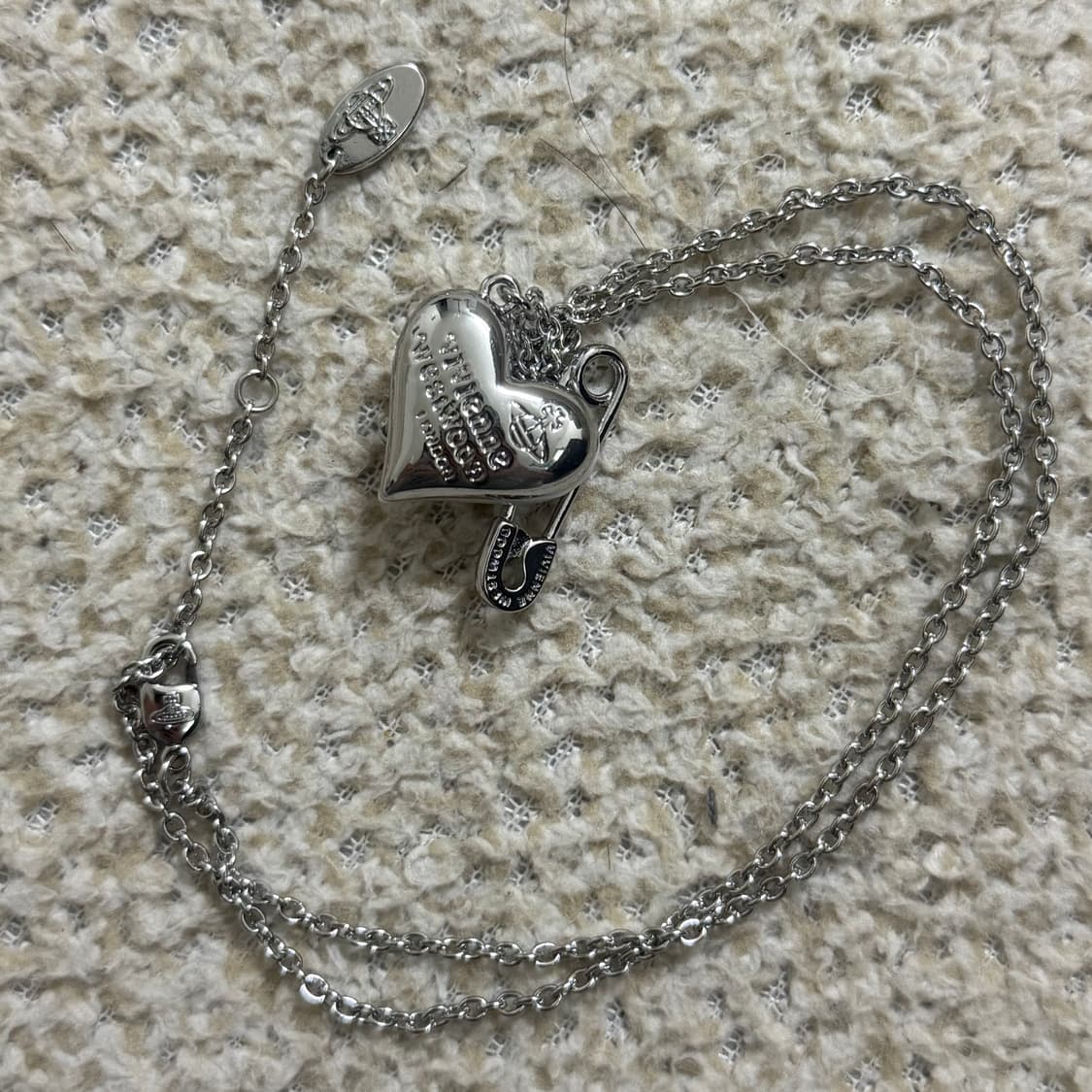 비비안웨스트우드 오리에타 하트 진주 클립 목걸이 상품이미지2