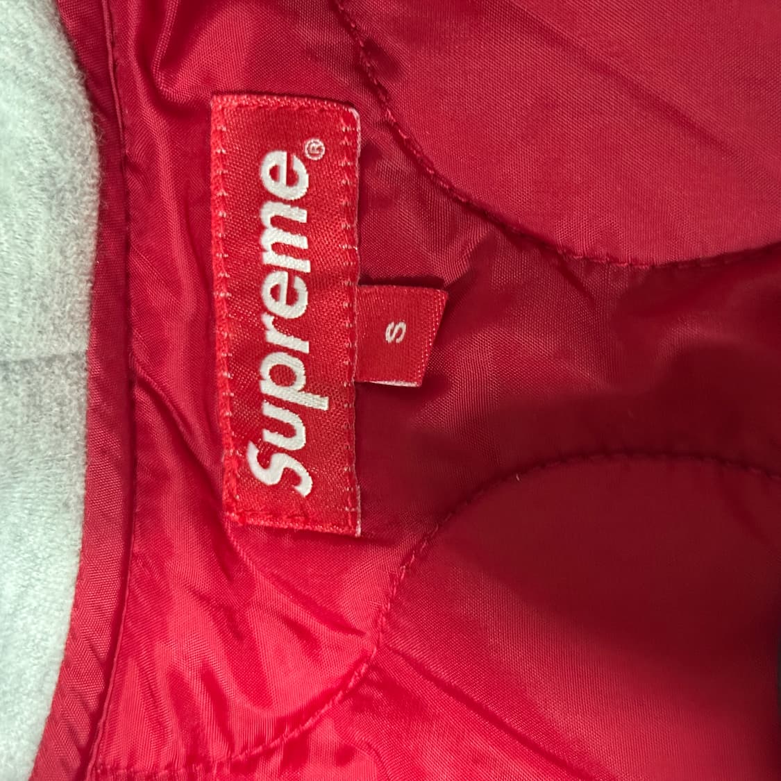 17FW 슈프림 퀼티드 라이너 후드 자켓 상품이미지5